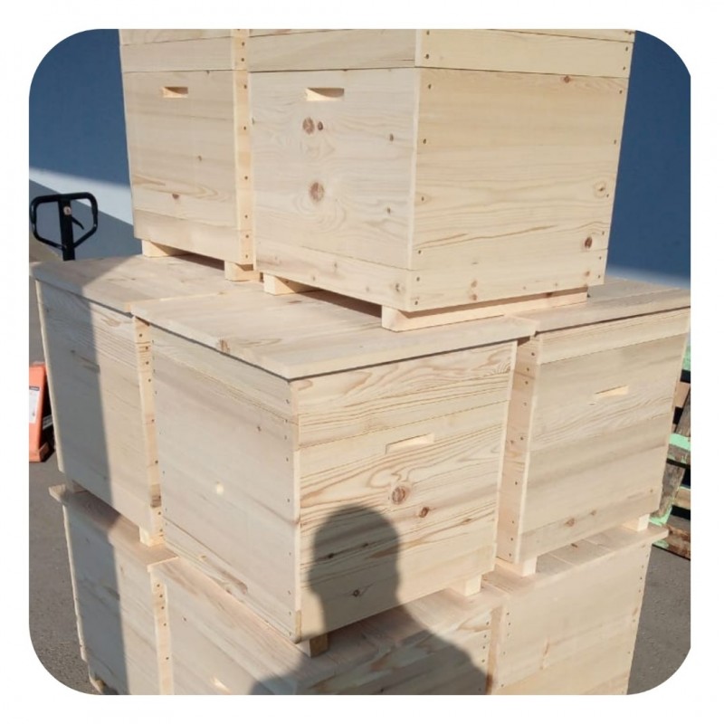 Фото 3. Улей для пчел на 12 рамок, одно корпусной на теплый и холодный занос