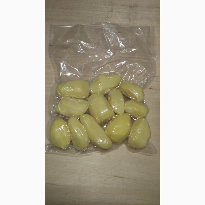 Фото 6. Овощи очищенные в вакуумной упаковке (картофель, лук, морковь, чеснок, свекла)