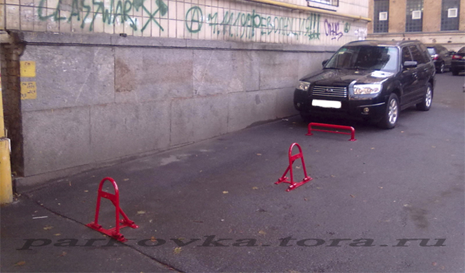 Фото 13. Парковочные барьеры, ограждения для парковки, блокираторы парковочных мест